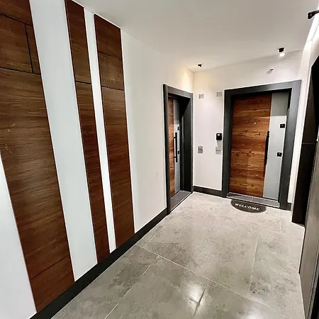Stracciatella Homes Sofya